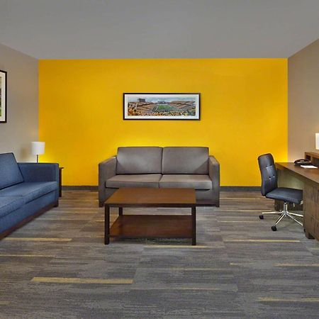 Hotel Scholar Morgantown, Tapestry Collection By Hilton Exterior foto