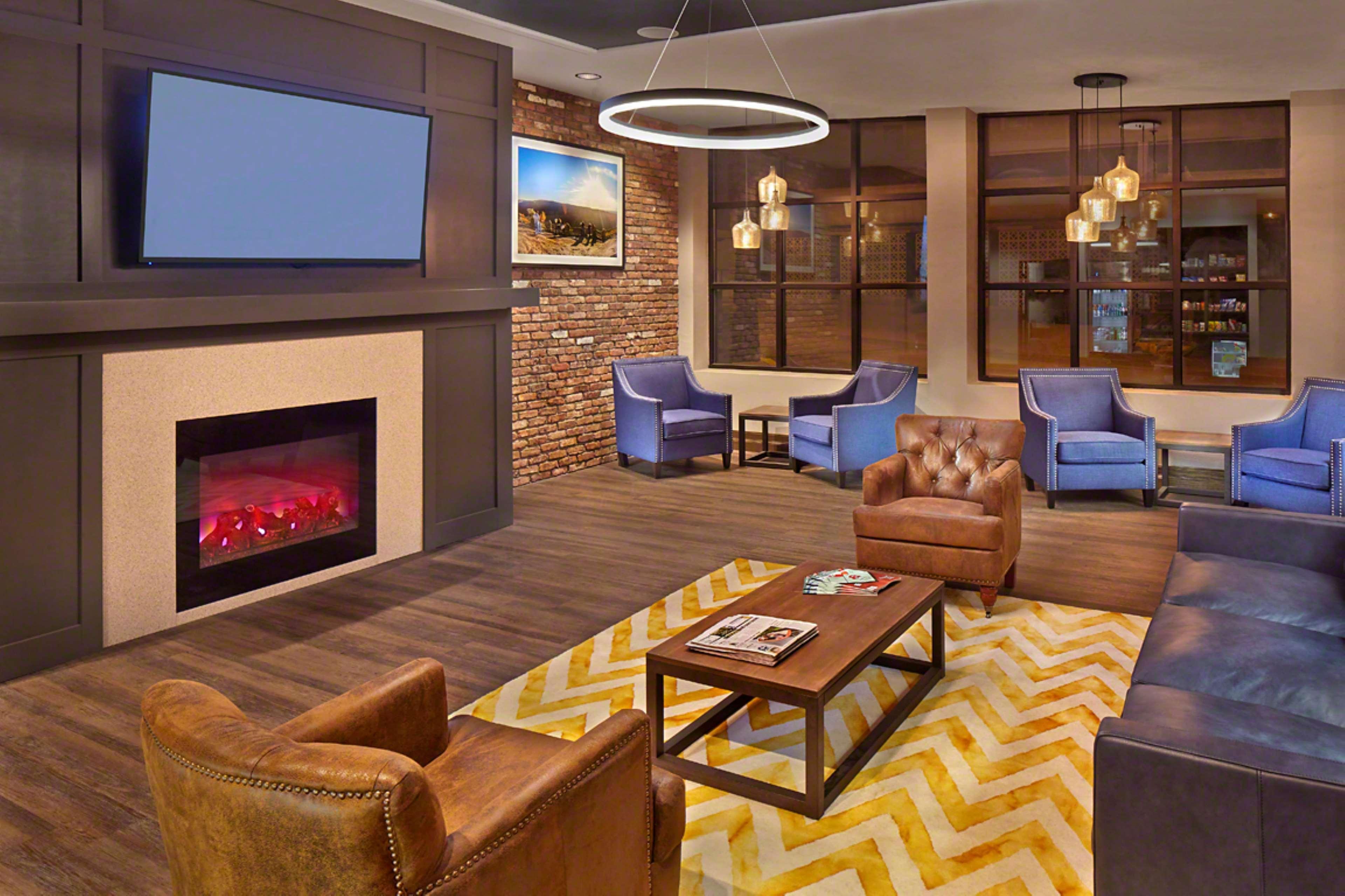 Hotel Scholar Morgantown, Tapestry Collection By Hilton Exterior foto